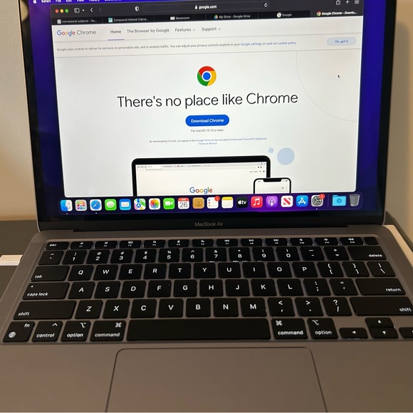 MacBook Air 2020-2022 - Picture 4 of 4